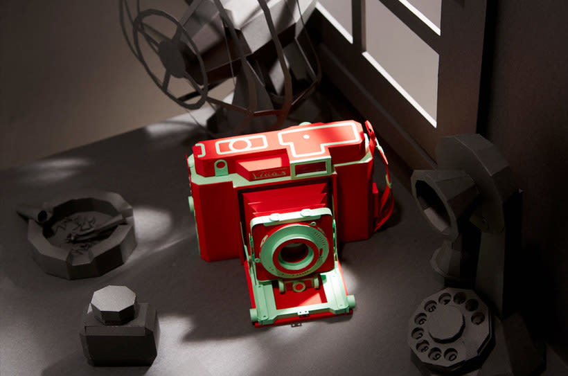 Réplicas de cámaras fotográficas hechas con papel 15